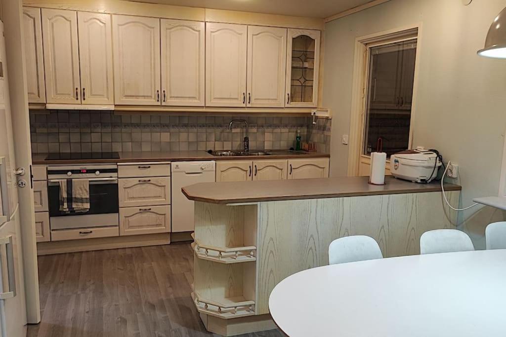 Sollenatuna Cozy & Spacial Apartment Соллентуна Экстерьер фото